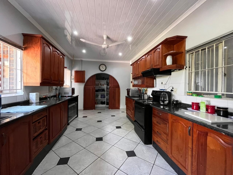 4 Bedroom Property for Sale in Protea Park North West